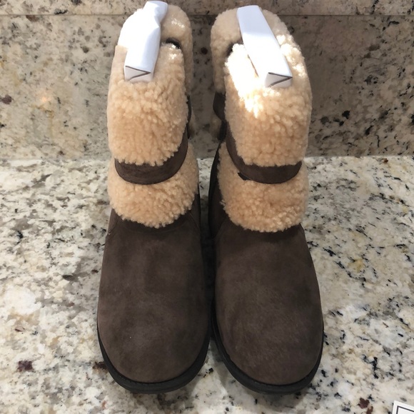 UGG Blayre II Brown Suede Women’s Boots - Picture 4 of 6